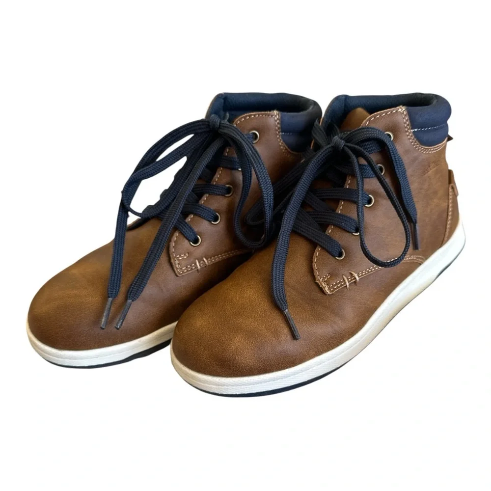 EDDIE BAUER Kingston Brown Lace Up Boots | Boys Size 2